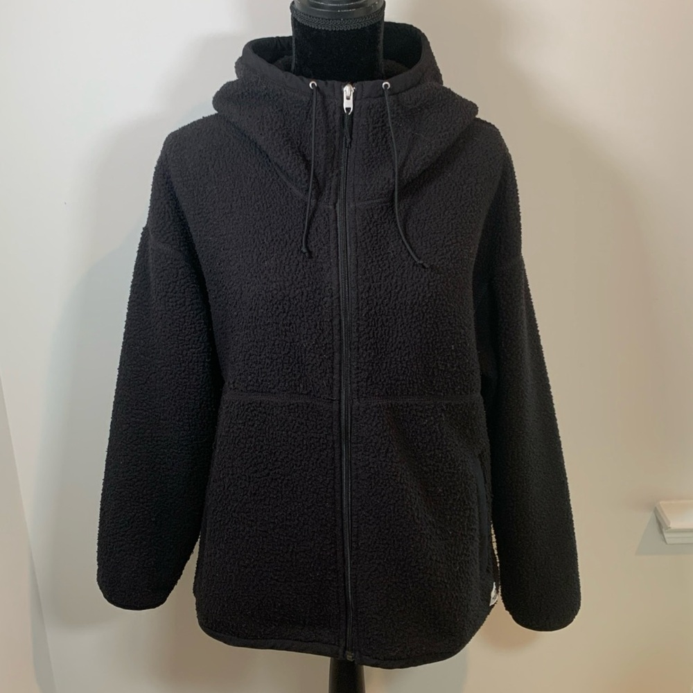 The - Picture 2 of 16